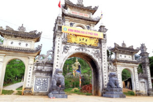 Du lịch Thiên Cầm 2022v